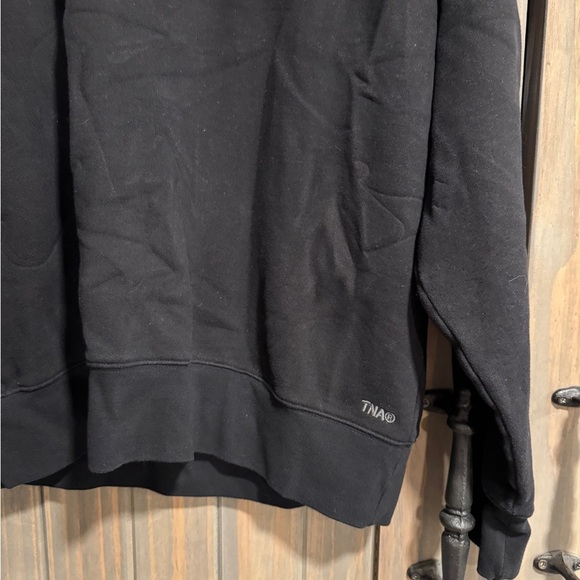 ARITZIA Black Pullover M - Picture 4 of 4